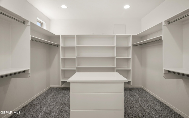 309 EMERALD SPACE, El Paso, TX 79928, 4 Bedrooms Bedrooms, ,2 BathroomsBathrooms,Residential,For Sale,309 EMERALD SPACE,0,938880