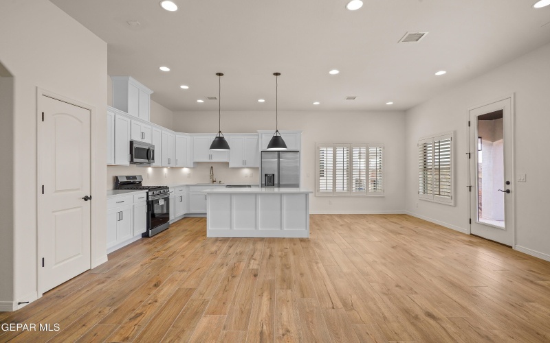 309 EMERALD SPACE, El Paso, TX 79928, 4 Bedrooms Bedrooms, ,2 BathroomsBathrooms,Residential,For Sale,309 EMERALD SPACE,0,938880