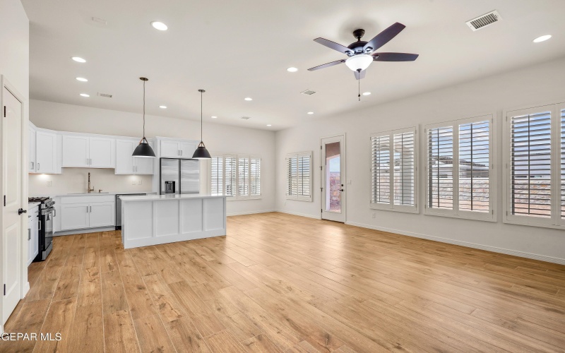 309 EMERALD SPACE, El Paso, TX 79928, 4 Bedrooms Bedrooms, ,2 BathroomsBathrooms,Residential,For Sale,309 EMERALD SPACE,0,938880