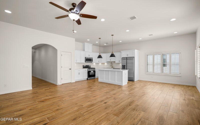 309 EMERALD SPACE, El Paso, TX 79928, 4 Bedrooms Bedrooms, ,2 BathroomsBathrooms,Residential,For Sale,309 EMERALD SPACE,0,938880