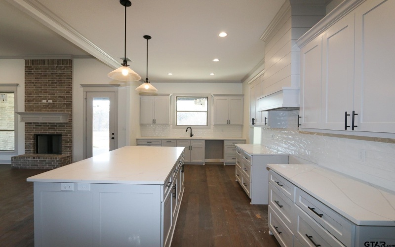 16527 Cooper Way, Tyler, TX 75703, 4 Bedrooms Bedrooms, ,2 BathroomsBathrooms,Residential,For Sale,16527 Cooper Way,0,26002634