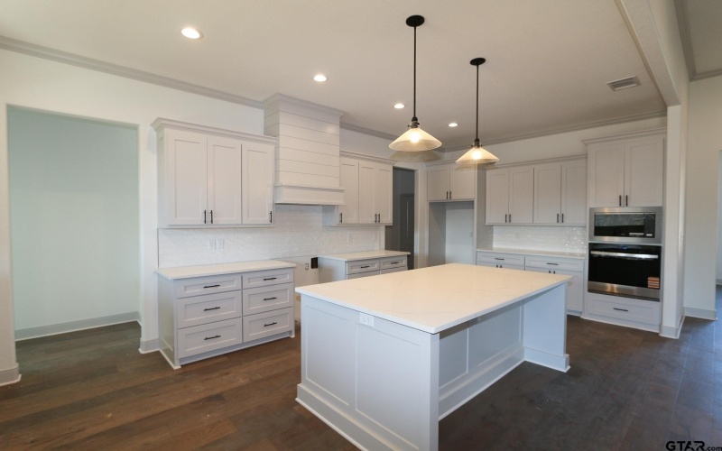 16527 Cooper Way, Tyler, TX 75703, 4 Bedrooms Bedrooms, ,2 BathroomsBathrooms,Residential,For Sale,16527 Cooper Way,0,26002634