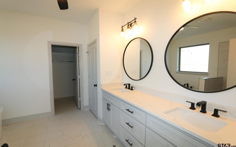 16527 Cooper Way, Tyler, TX 75703, 4 Bedrooms Bedrooms, ,2 BathroomsBathrooms,Residential,For Sale,16527 Cooper Way,0,26002634