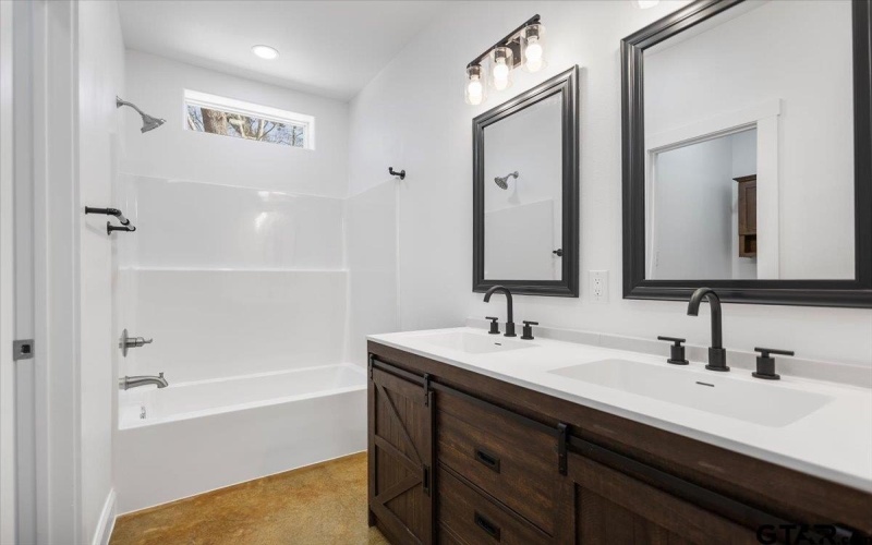 118 San Marcos, Bullard, TX 75757, 3 Bedrooms Bedrooms, ,2 BathroomsBathrooms,Residential,For Sale,118 San Marcos,0,26002677