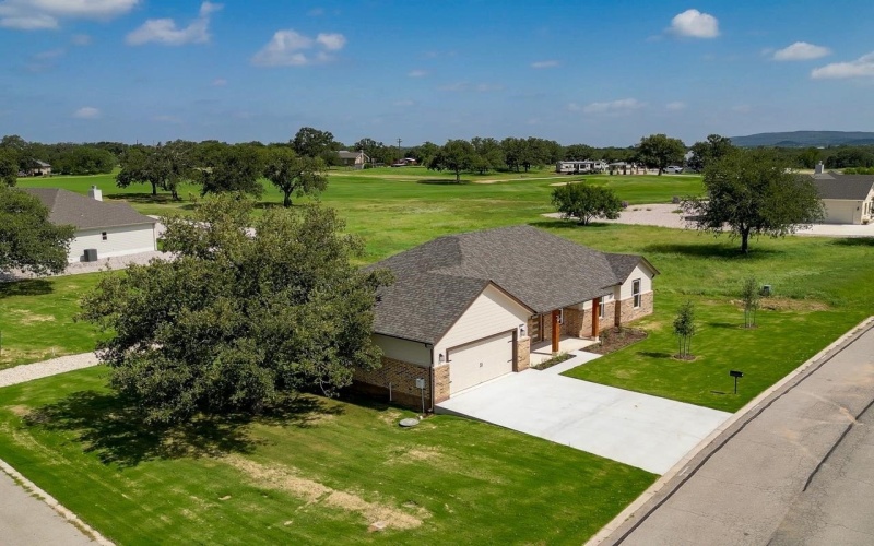 206 Oak Grove Parkway, Kingsland, TX 78639, 3 Bedrooms Bedrooms, ,2 BathroomsBathrooms,Residential,For Sale,206 Oak Grove Parkway,0,176215