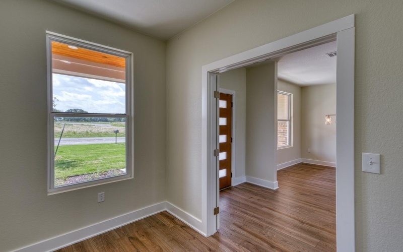 206 Oak Grove Parkway, Kingsland, TX 78639, 3 Bedrooms Bedrooms, ,2 BathroomsBathrooms,Residential,For Sale,206 Oak Grove Parkway,0,176215