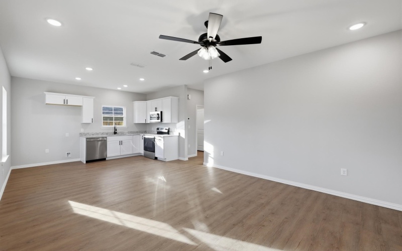 2670 Hendricks St, Gladewater, TX 75647, 2 Bedrooms Bedrooms, ,1 BathroomBathrooms,Residential,For Sale,2670 Hendricks St,0,20261337