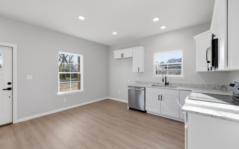 2670 Hendricks St, Gladewater, TX 75647, 2 Bedrooms Bedrooms, ,1 BathroomBathrooms,Residential,For Sale,2670 Hendricks St,0,20261337