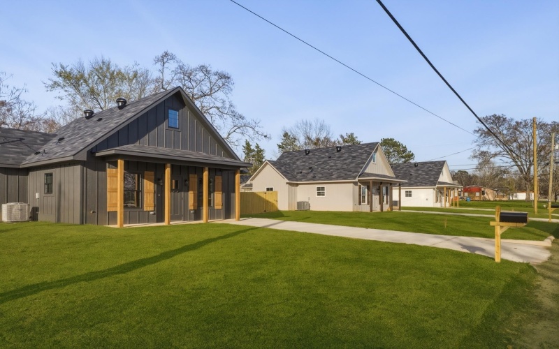 2670 Hendricks St, Gladewater, TX 75647, 2 Bedrooms Bedrooms, ,1 BathroomBathrooms,Residential,For Sale,2670 Hendricks St,0,20261337