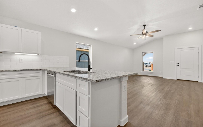 13705 Gary Avenue, Lubbock, TX 79423, 3 Habitaciones Habitaciones , ,2 BañosBaños,Residential,En Venta,13705 Gary Avenue,0,202602488