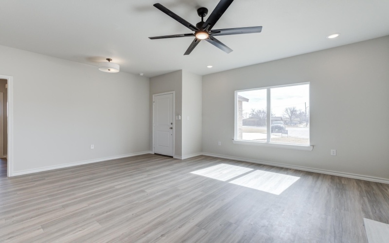 710 Live Oak Drive, Post, TX 79356, 3 Habitaciones Habitaciones , ,2 BañosBaños,Residential,En Venta,710 Live Oak Drive,0,202602516