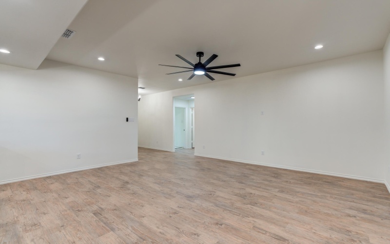 901 E Fordham Street, Lubbock, TX 79403, 3 Habitaciones Habitaciones , ,2 BañosBaños,Residential,En Venta,901 E Fordham Street,0,202602522