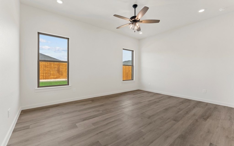 2033 Gulf Prairie Lane, Midland, TX 79705, 3 Habitaciones Habitaciones , ,2 BañosBaños,Residential,En Venta,2033 Gulf Prairie Lane,0,167659