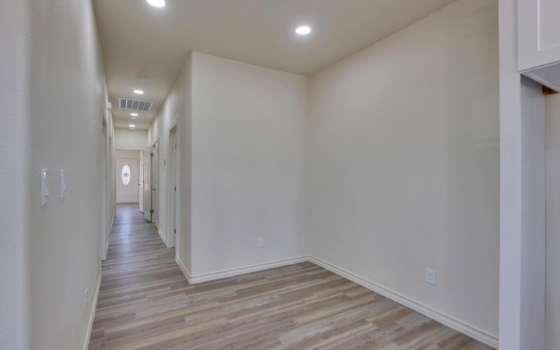 1010 N Eva Ave unit: A-F, Monahans, TX 79756, ,Commercial Sale,For Sale,1010 N Eva Ave unit: A-F,0,167663