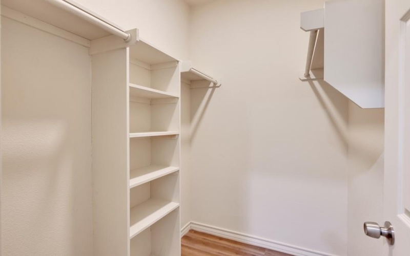 1010 N Eva Ave unit: A-F, Monahans, TX 79756, ,Commercial Sale,For Sale,1010 N Eva Ave unit: A-F,0,167663