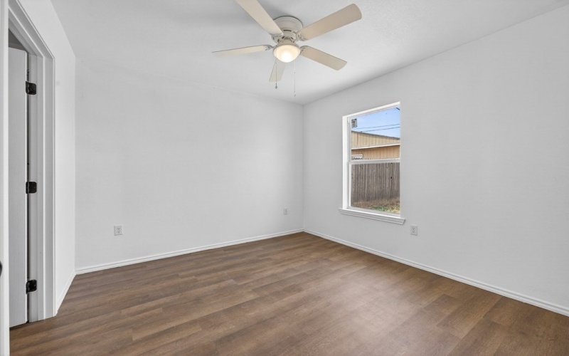 305 N Adams St, Midland, TX 79701, 3 Habitaciones Habitaciones , ,2 BañosBaños,Residential,En Venta,305 N Adams St,0,50091116