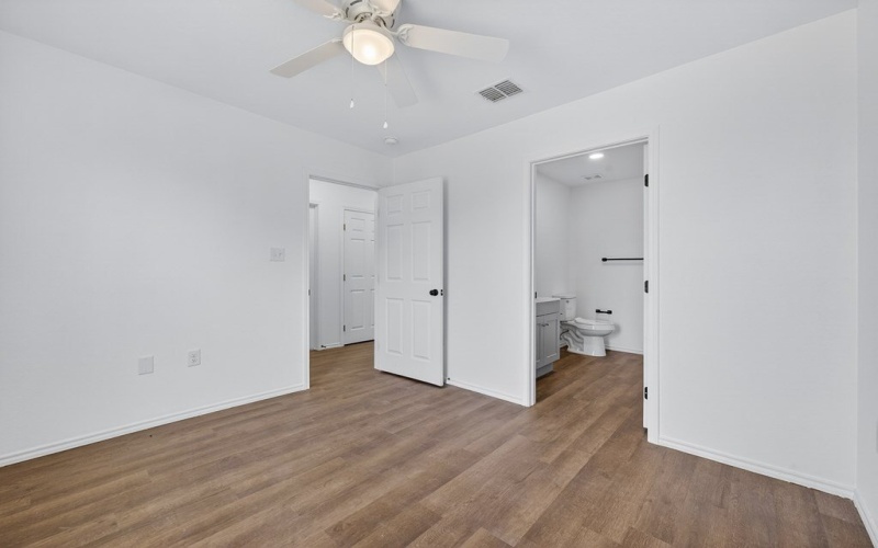 305 N Adams St, Midland, TX 79701, 3 Habitaciones Habitaciones , ,2 BañosBaños,Residential,En Venta,305 N Adams St,0,50091116