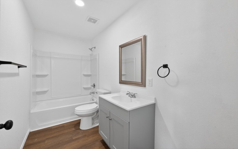 305 N Adams St, Midland, TX 79701, 3 Habitaciones Habitaciones , ,2 BañosBaños,Residential,En Venta,305 N Adams St,0,50091116