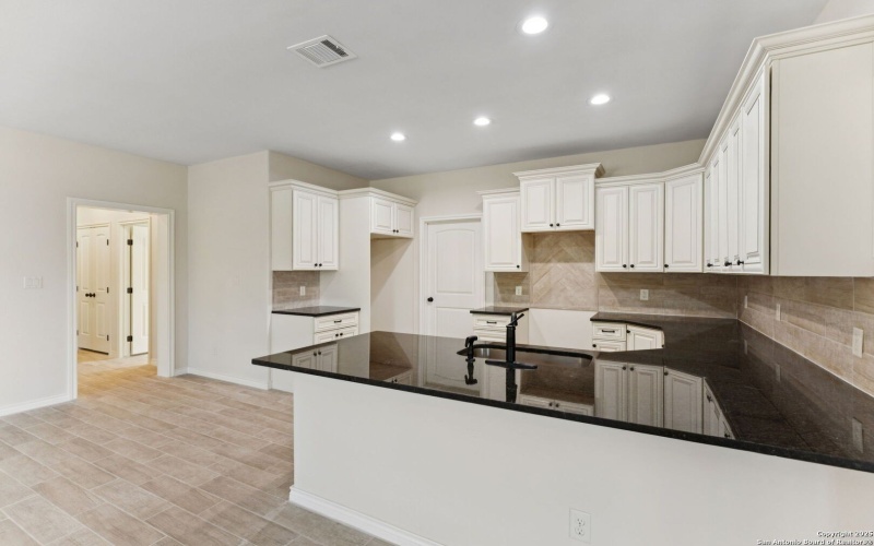 319 Club View E, Seguin, TX 78155, 3 Habitaciones Habitaciones , ,2 BañosBaños,Residential,En Venta,319 Club View E,0,1913711