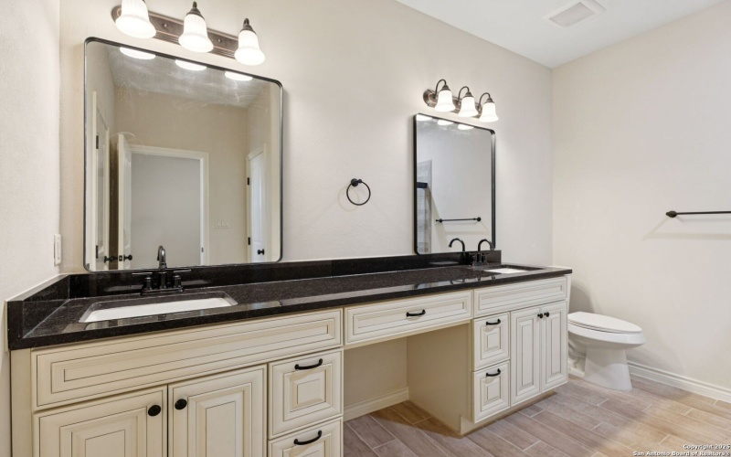 319 Club View E, Seguin, TX 78155, 3 Habitaciones Habitaciones , ,2 BañosBaños,Residential,En Venta,319 Club View E,0,1913711