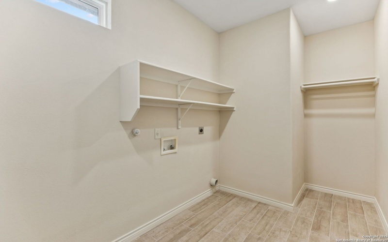 319 Club View E, Seguin, TX 78155, 3 Habitaciones Habitaciones , ,2 BañosBaños,Residential,En Venta,319 Club View E,0,1913711