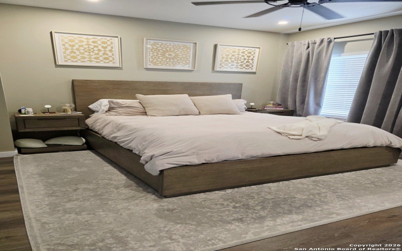 511 E Woodlawn Avenue, San Antonio, TX 78212, 3 Habitaciones Habitaciones , ,2 BañosBaños,Residential,En Venta,511 E Woodlawn Avenue,0,1943902