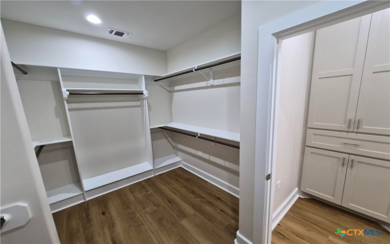 520 Essence Drive, Victoria, TX 77904, 4 Bedrooms Bedrooms, ,2 BathroomsBathrooms,Residential,For Sale,520 Essence Drive,0,605498