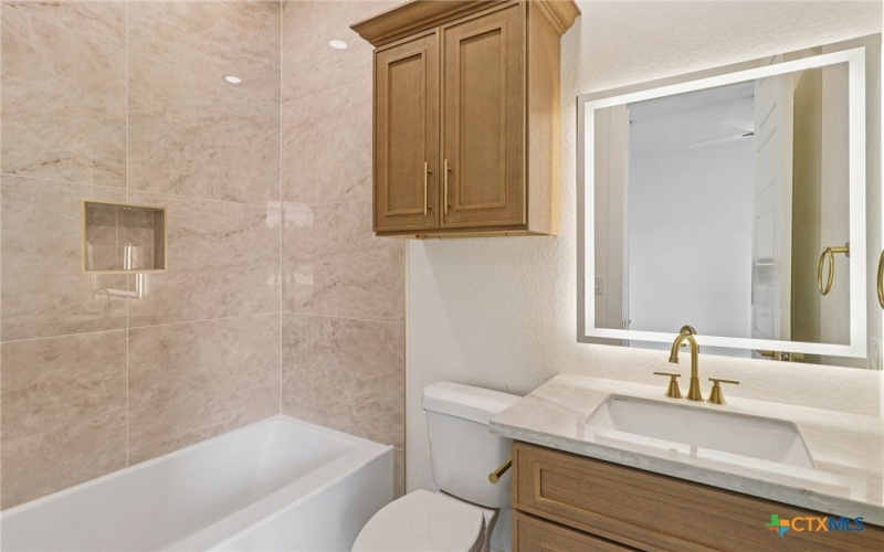 858 Rutherford, Fischer, TX 78623, 4 Bedrooms Bedrooms, ,5 BathroomsBathrooms,Residential,For Sale,858 Rutherford,0,605520