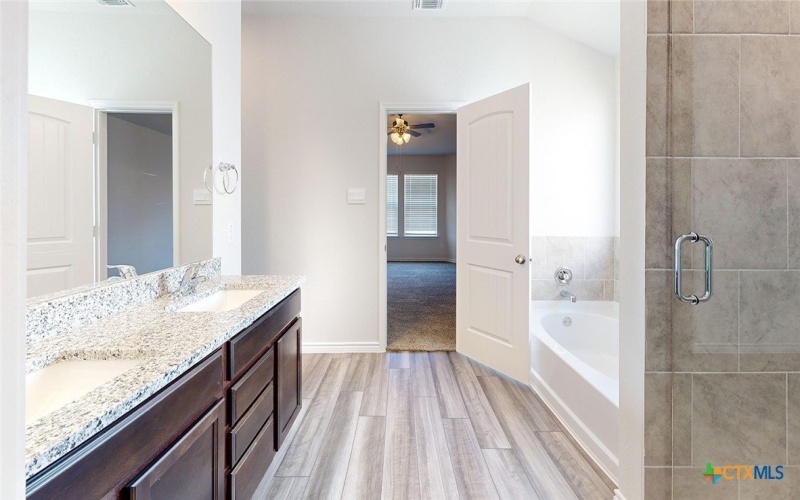 5217 Lancaster Drive, Belton, TX 76513, 3 Bedrooms Bedrooms, ,2 BathroomsBathrooms,Residential,For Sale,5217 Lancaster Drive,0,605550