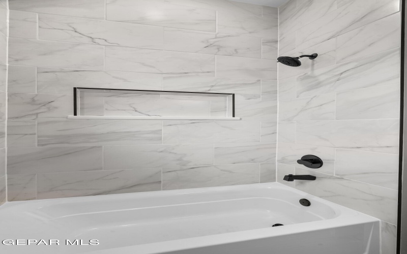 636 Paseo De La Reina Street, Horizon City, TX 79928, 4 Habitaciones Habitaciones , ,2 BañosBaños,Residential,En Venta,636 Paseo De La Reina Street,0,938884