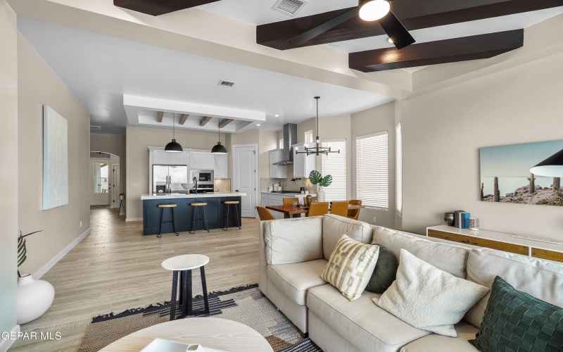 636 Paseo De La Reina Street, Horizon City, TX 79928, 4 Habitaciones Habitaciones , ,2 BañosBaños,Residential,En Venta,636 Paseo De La Reina Street,0,938884