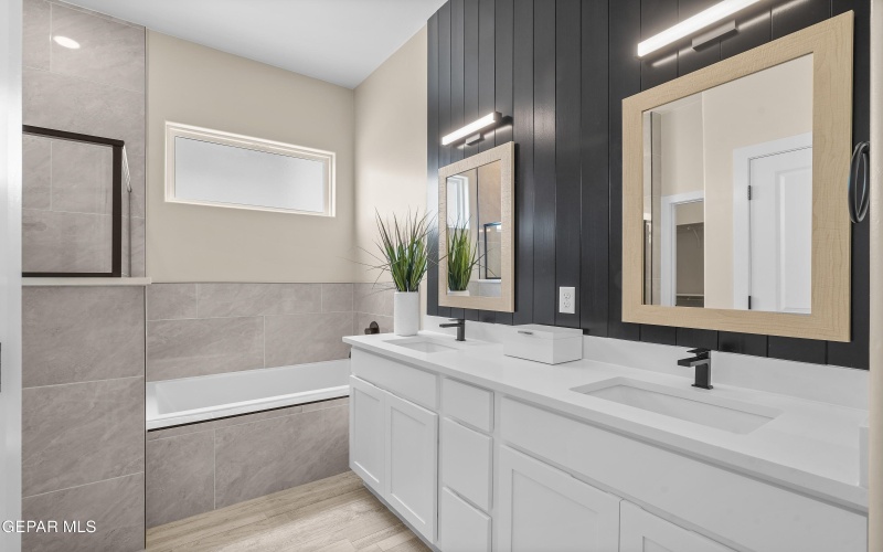 636 Paseo De La Reina Street, Horizon City, TX 79928, 4 Habitaciones Habitaciones , ,2 BañosBaños,Residential,En Venta,636 Paseo De La Reina Street,0,938884