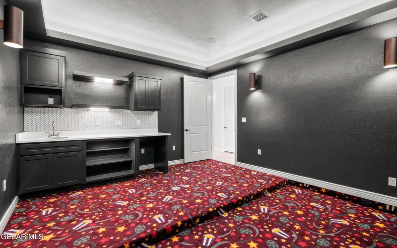 960 NAYLAND Place, El Paso, TX 79928, 4 Bedrooms Bedrooms, ,2 BathroomsBathrooms,Residential,For Sale,960 NAYLAND Place,0,938887