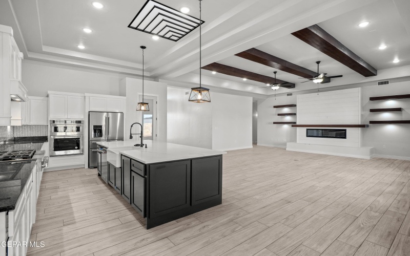 960 NAYLAND Place, El Paso, TX 79928, 4 Bedrooms Bedrooms, ,2 BathroomsBathrooms,Residential,For Sale,960 NAYLAND Place,0,938887