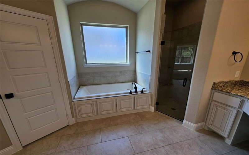 381 Magnolia Court, Trenton, TX 75490, 6 Bedrooms Bedrooms, ,3 BathroomsBathrooms,Residential,For Sale,381 Magnolia Court,20685332
