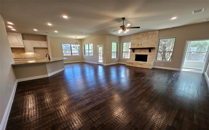 381 Magnolia Court, Trenton, TX 75490, 6 Bedrooms Bedrooms, ,3 BathroomsBathrooms,Residential,For Sale,381 Magnolia Court,20685332
