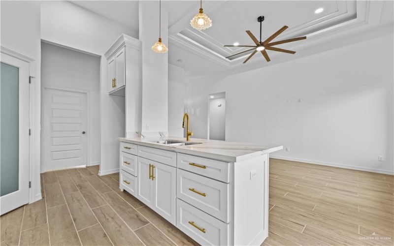 2807 E Comal Road, Edinburg, TX 78542, 3 Bedrooms Bedrooms, ,2 BathroomsBathrooms,Residential,For Sale,2807 E Comal Road,0,496776