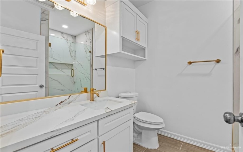 2807 E Comal Road, Edinburg, TX 78542, 3 Bedrooms Bedrooms, ,2 BathroomsBathrooms,Residential,For Sale,2807 E Comal Road,0,496776