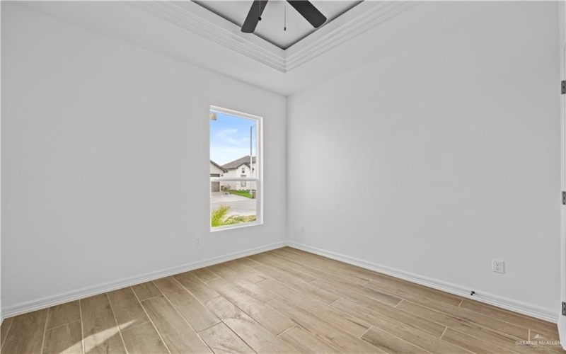 2807 E Comal Road, Edinburg, TX 78542, 3 Bedrooms Bedrooms, ,2 BathroomsBathrooms,Residential,For Sale,2807 E Comal Road,0,496776