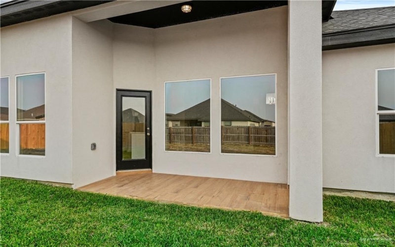 2807 E Comal Road, Edinburg, TX 78542, 3 Bedrooms Bedrooms, ,2 BathroomsBathrooms,Residential,For Sale,2807 E Comal Road,0,496776