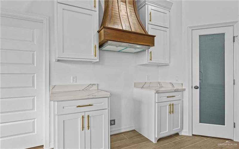 2807 E Comal Road, Edinburg, TX 78542, 3 Bedrooms Bedrooms, ,2 BathroomsBathrooms,Residential,For Sale,2807 E Comal Road,0,496776