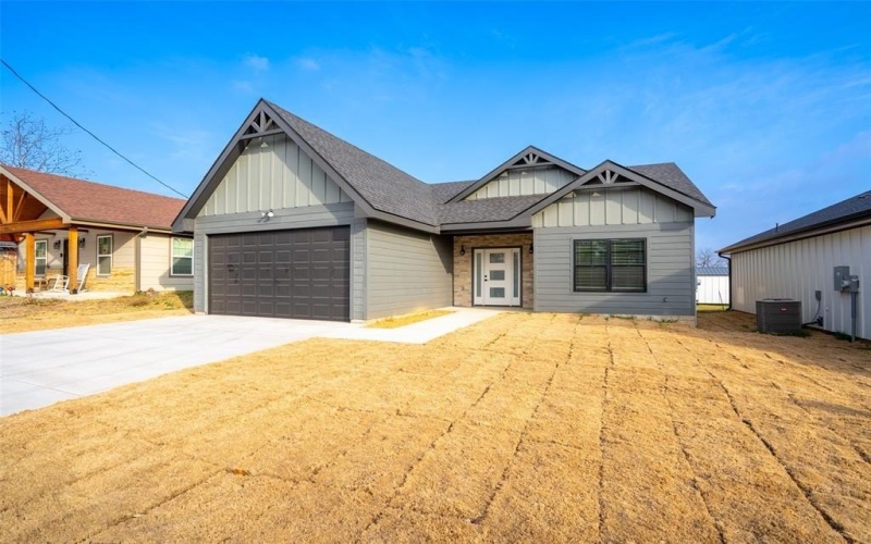 350 E Travis Street, Dublin, TX 76446, 3 Bedrooms Bedrooms, ,2 BathroomsBathrooms,Residential,For Sale,350 E Travis Street,0,21157746