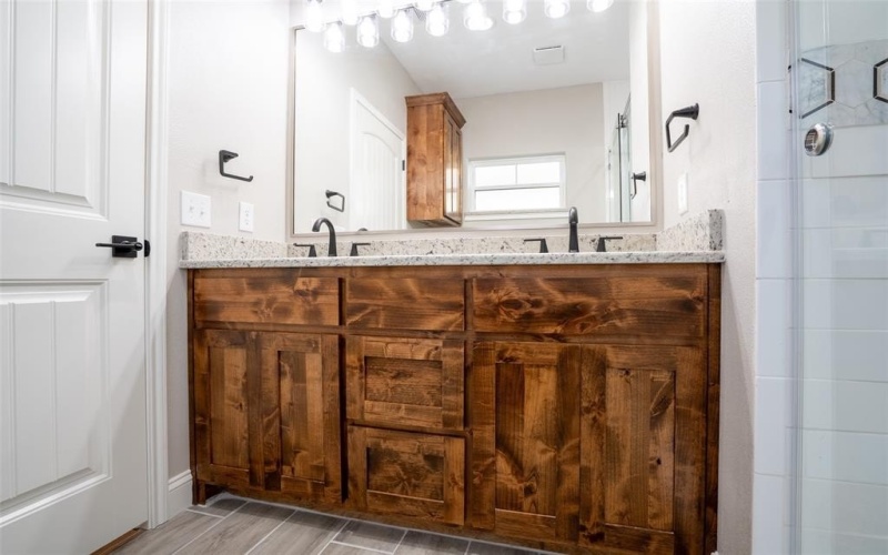 350 E Travis Street, Dublin, TX 76446, 3 Bedrooms Bedrooms, ,2 BathroomsBathrooms,Residential,For Sale,350 E Travis Street,0,21157746