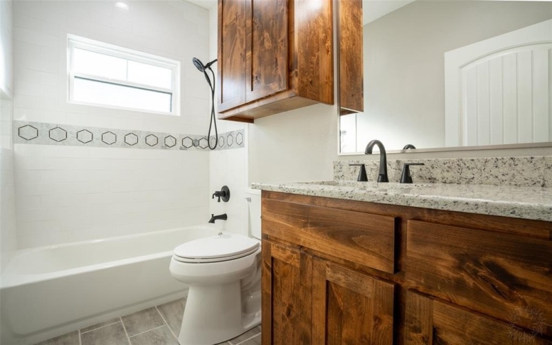 350 E Travis Street, Dublin, TX 76446, 3 Bedrooms Bedrooms, ,2 BathroomsBathrooms,Residential,For Sale,350 E Travis Street,0,21157746