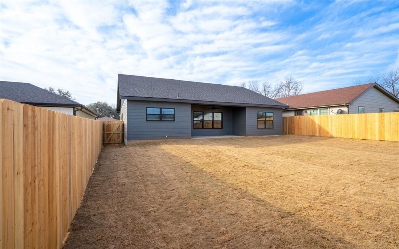 350 E Travis Street, Dublin, TX 76446, 3 Bedrooms Bedrooms, ,2 BathroomsBathrooms,Residential,For Sale,350 E Travis Street,0,21157746