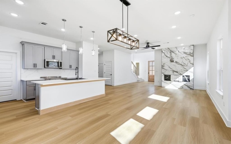 167 W Shore, Lewisville, TX 75057, 4 Habitaciones Habitaciones , ,2 BañosBaños,Residential,En Venta,167 W Shore,0,21181698