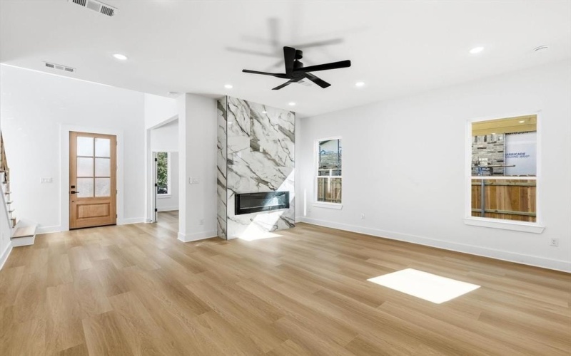 167 W Shore, Lewisville, TX 75057, 4 Habitaciones Habitaciones , ,2 BañosBaños,Residential,En Venta,167 W Shore,0,21181698