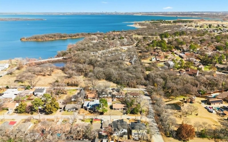 167 W Shore, Lewisville, TX 75057, 4 Habitaciones Habitaciones , ,2 BañosBaños,Residential,En Venta,167 W Shore,0,21181698