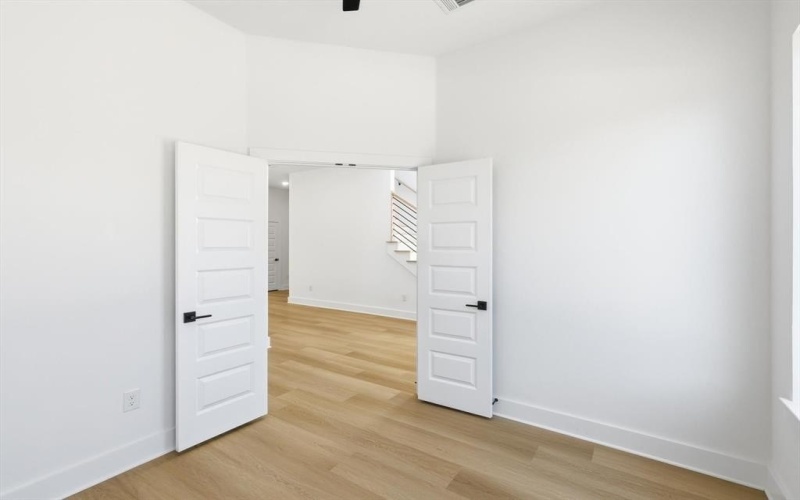 167 W Shore, Lewisville, TX 75057, 4 Habitaciones Habitaciones , ,2 BañosBaños,Residential,En Venta,167 W Shore,0,21181698