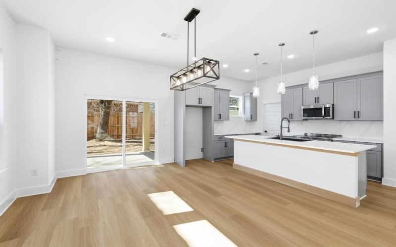 167 W Shore, Lewisville, TX 75057, 4 Habitaciones Habitaciones , ,2 BañosBaños,Residential,En Venta,167 W Shore,0,21181698